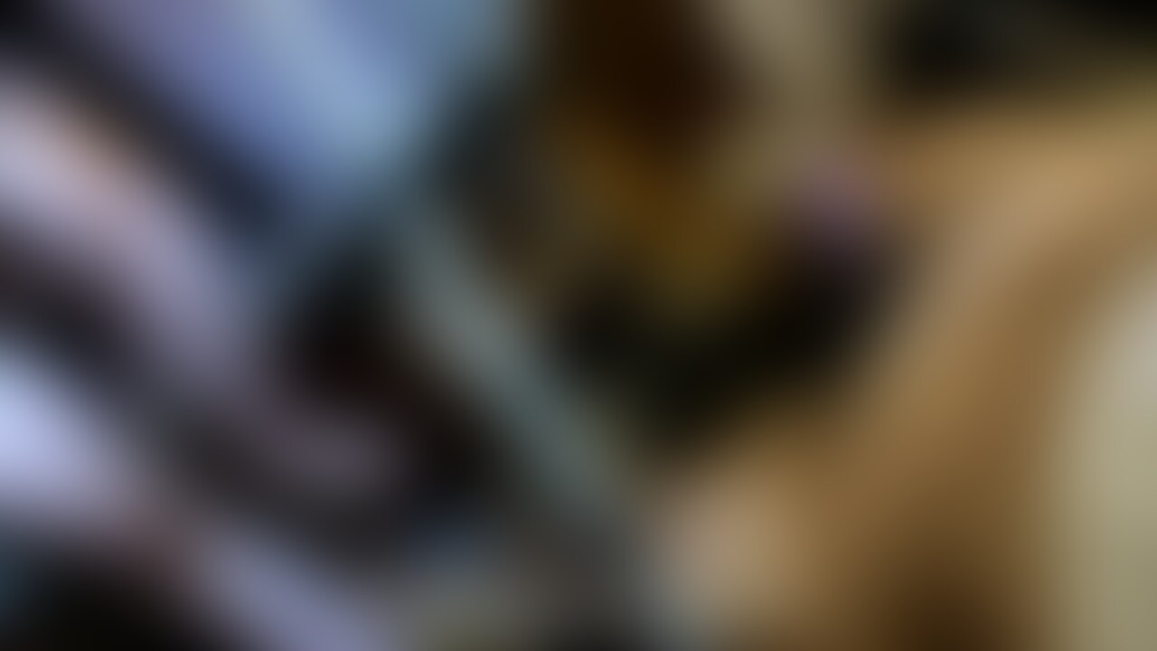 渚ちゃんのちんこペダルゲームペダル　生足偏
今度は生足でのちんこ踏み
かなり勃起しているので踏みやすいペダル。
ペダルを踏んでいるかのように鬼頭を土踏まずで覆って上下に踏む踏む！
と、思えば玉玉をつま先で刺激をあたえ、また思いっきりペダルを踏みまくり。
時々左足でも器用に裏筋をなでなでしたり、とにかく
左右の生足のいやらしい動きがたまりません。
それでも視線はプレイ中の画面へ。
最後はペダルの先から白い液体を噴出してゲームセット。 (2/2)
