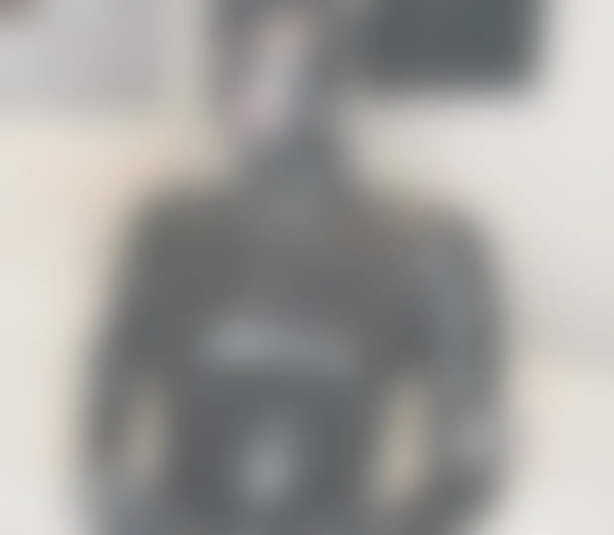 変態性癖ラバー性癖m男同級生だった…マッチングアプリ経由で偶然にも再会
ラバー自体性癖らしく上に蜜美もラバー装って乗っかって硬くなってるものに雑魚だな〜思いながら欲情して顔面騎乗したり乗っかりながらウーマナイザーとか手マンクリ攻めオナニーして熱感ローション寸止めシコシコ🫶途中シコシコながら鞭打ったり電マ攻めしたりもはや乗っかって触ってないのに淫語攻めしてたら勃起とか変態マゾだよねというか雑魚ちんぽすぎた😸雑魚ちんぽすぎて嘲笑いながら淫語寸止めしておもちゃみたいに扱ってたよ〜笑 (2/2)