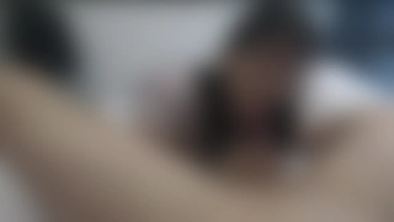 ピンク色の制服を着たアイドルが、自宅のベッドでご奉仕フェラチオ♡男目線の主観映像❤︎
An idol in a pink uniform gives a blowjob in her bed♡ POV footage from the man's perspective❤︎
분홍색 교복을 입은 아이돌이, 집 침대에서 봉사의 펠라치오♡ 남자 시점의 주관 영상❤︎
身着粉色制服的偶像,在自家床上献上口交♡男性视角的主观镜头❤︎
【SNSアカウント✨】
・X(Twitter)🐦
あおまりカップル
twitter.com/am_couple117
まりあ個人アカウント
twitter.com/maria___ph
・Instagram🌸
instagram.com/aoimaria117 (2/2)