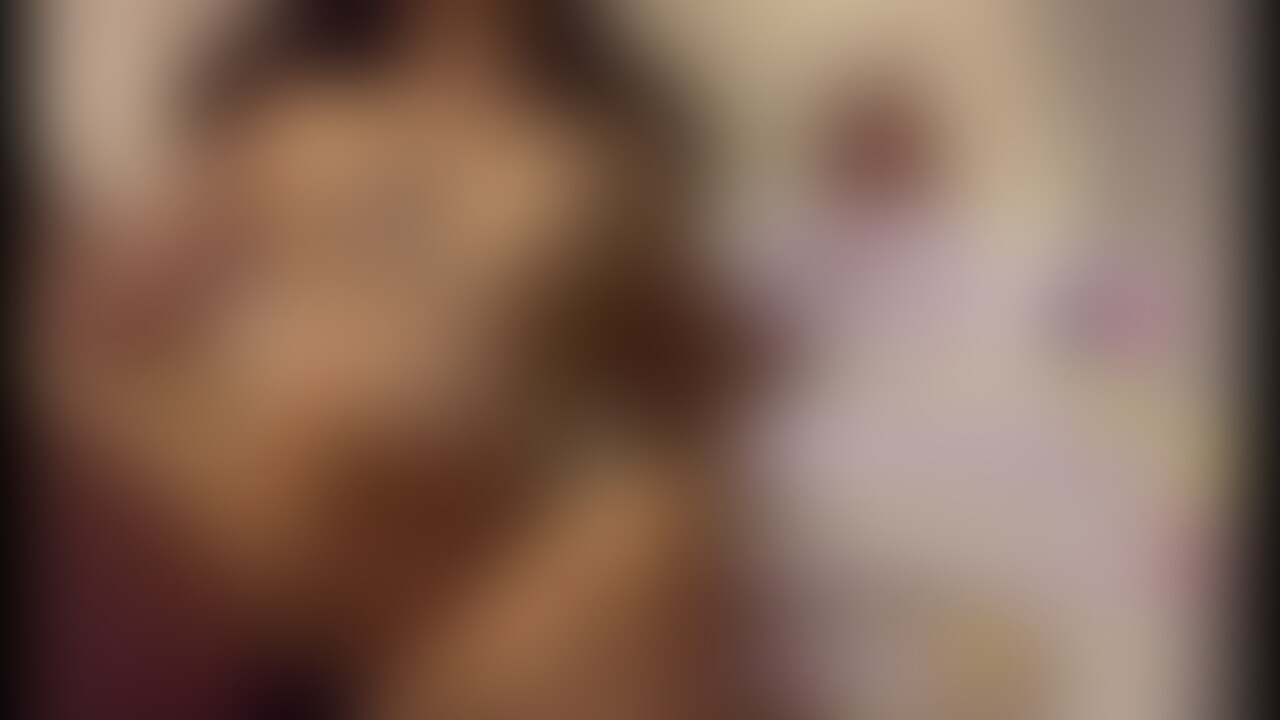 先生との初体験のその後🤗
先生が撮影した映像だよ🤣
ブレブレだけど、完全に入れてる男性の目線なんかな笑
めっちゃ恥ずかしかったけど、こうして見返してみると、なんだかエロいね💕 (2/2)