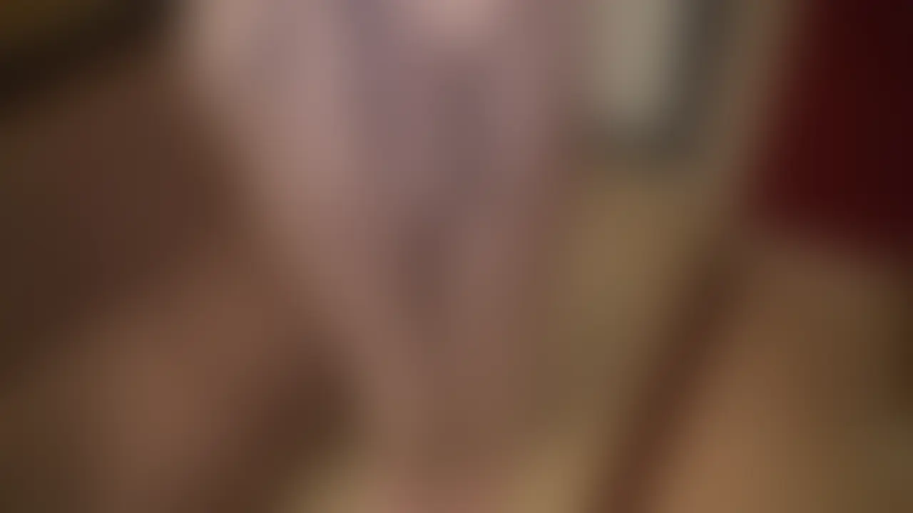 今回ハメ撮りしたのは、首座ってない?ゆらゆら動く不思議ちゃんJD、かなちゃん(21)!
ブリっこ気味な雰囲気もしますが、普段は読モをしているというオシャレな女の子
後ろ姿のシルエットがマジでエロいw
剃毛跡や生えかけ毛もフェチにはたまらんやつ、、、
なんと伊勢丹のトイレで初体験ってぶっ飛びエピも最高!
喘ぎ声が可愛すぎて理性バグる… (2/2)