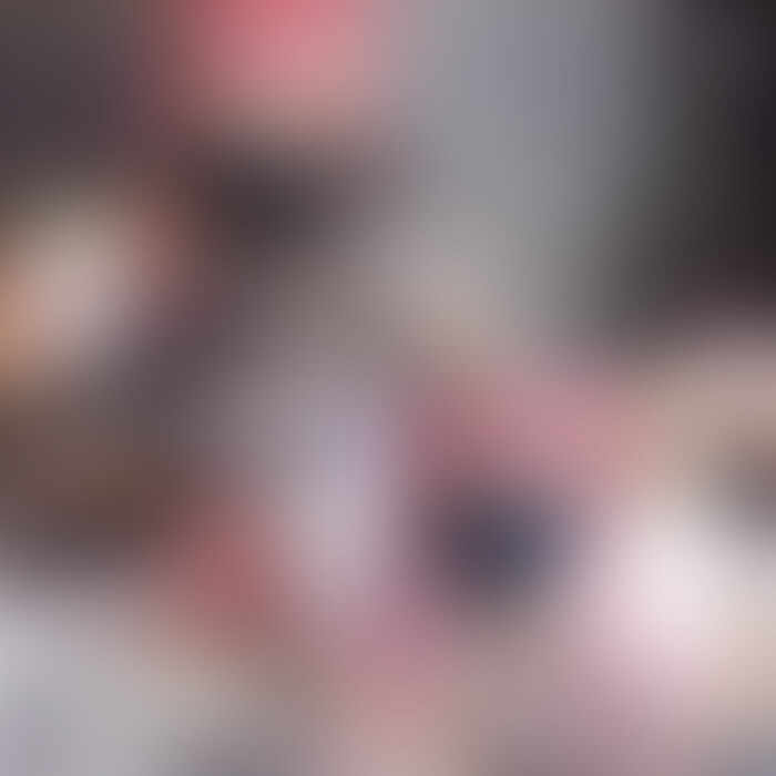 ↑［いいね♡］お願いします🥺❣️

【顔出しバージョン】

こんばんは🐶♡
今週の新作動画アップです！

もうすぐハロウィンということで
コスプレをして撮影しました🎃♡
なんのコスプレかわかるかな〜😈？？

ホテル着いて早速お着替えして、
撮影会してたらなんだかお互いムラムラしてきちゃったので
おっぱじめちゃいました🤤💘

お注射でローションたっぷり出して、
手コキしてたらすごい気持ちよさそうだったから
素股しちゃった…♡
ぬるぬる素股から流れで挿入されるの大好き🥺

騎乗位とバックでたくさん突いてもらえてとっても気持ちよかったです☺️🌼
コスプレだといつもと違う感じがしてなんか燃えるね🥺🔥
またコスプレえっちしたいな〜♡

今週も見てくださってありがとうございます🐶！ 
［いいね♡］とコメントお待ちしてます🙌 (2/2)