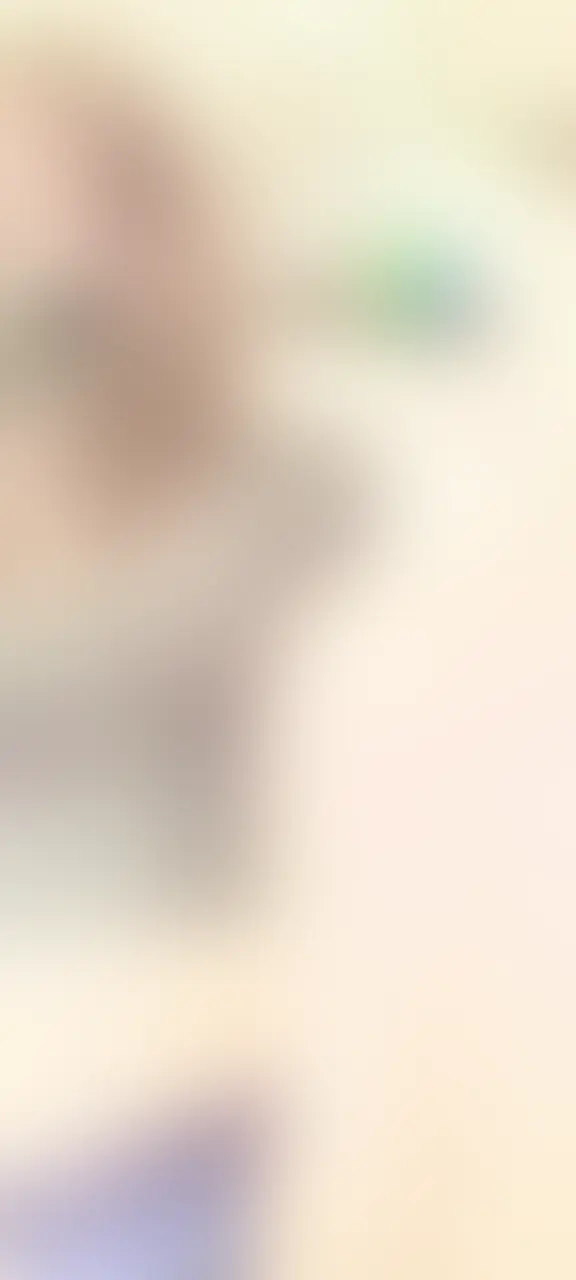 少し顔出し🩷痩せてて全然色気ないお尻。。。ガン突きで壊して。。。 sample 1