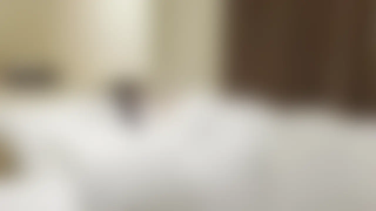 T○kTokの撮影中にいきなりゴム無し挿入されて、そのままイキ過ぎて潮吹きまくりなハメ潮生中出しされちゃいました… (2/2)