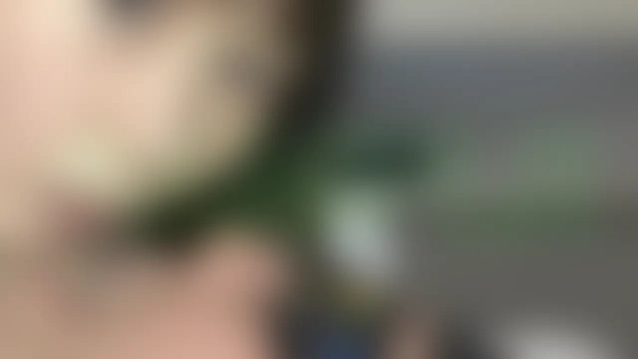 【FREEサンプル動画はこちら】
https://myfans.jp/posts/4bc8bca0-95ba-4105-a4d0-039677341f07


巨乳美人OLの強烈顔舐め！唾液で顔をドロドロにされる快感
＜完全個人撮影＞(27分)

※本編完全顔出し

オフィスでは絶対に見せない表情──巨乳美人OLがベッドの上で魅せる衝撃の姿。
巨乳美人OLが男の顔に覆いかぶさり、激しく舌を突き出して舐め回す。
頬も口元も、鼻筋やまぶたまでも遠慮なく舐め尽くし──顔中が唾液でテカテカに。
吐息と混じり合う濃厚な舐め音、滴り落ちる生々しい唾液。
「唾まみれになりたい」「舐め尽くされたい」願望を直撃する究極の顔舐め動画。


[注意事項]
・作品に登場する出演者は公的な身分証で成人以上であることを確認し、撮影の同意もいただいています。
・動画や写真を許可なく2次使用や第3者への譲渡、転載、転売等をすることを固く禁止します。
・無断販売・無断転用をした場合は法的処置をとらせていただき、損害賠償請求を致します。 (2/2)
