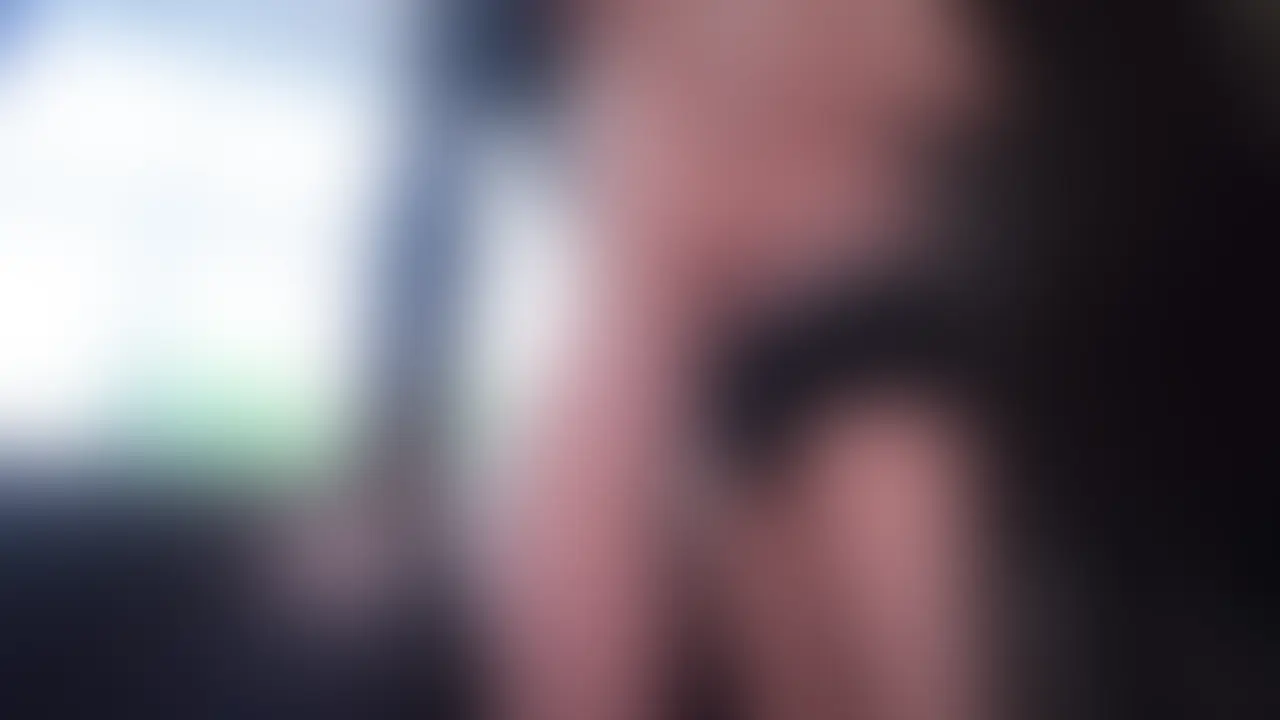 午前中からばちばちセックス💕
ばちばちに性欲高くて午前中からセックスしました🫠
お外見えてるのってやっぱり気持ちいいな〜って思って
カーテン全開、シャッター全開で窓際前戯と立ちバック💕!
気分良すぎて、前戯からいっぱい潮吹きしちゃった🐳
カメラにかかっちゃって少しぼやけてるところもあるけどそれがまたえっちです()
そ!し!て!逆さイラマ!!!
本当に喉奥ぶっ刺さりフェラはこれです🫠
ずっと頭下にしてるからクラクラしてくるけどそれがまた気持ちいい、、、
めっちゃくんにもしてもらいまして溶けたおまんこにおちんちんずぼずぼしてもらった、
Ps、先日初めてサウナに行きました。整うはわからなかったけど暑かったです。 (2/2)