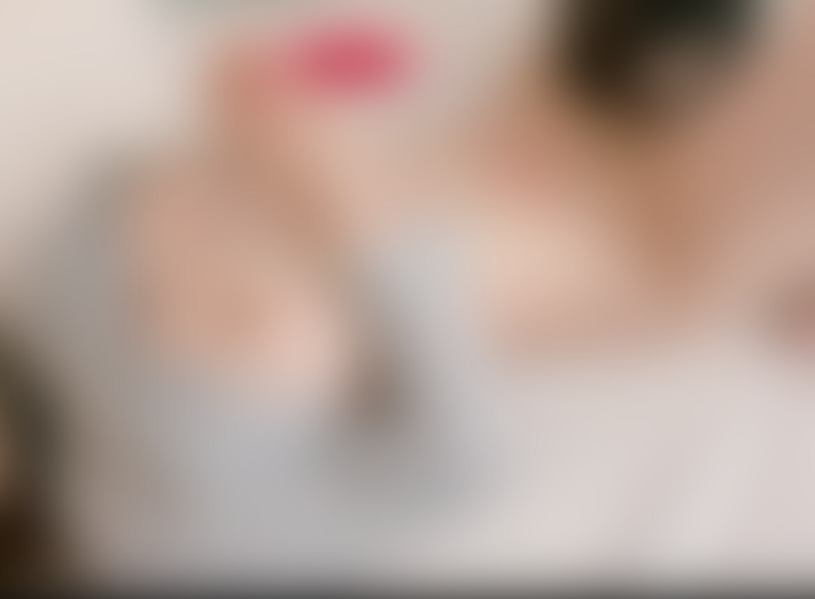 おっぱいたゆんたゆんおなにー☺️☺️
イく時の声が大きくて
めちゃくちゃ恥ずかしいです😇
コメントで感想教えてください💗 (2/2)