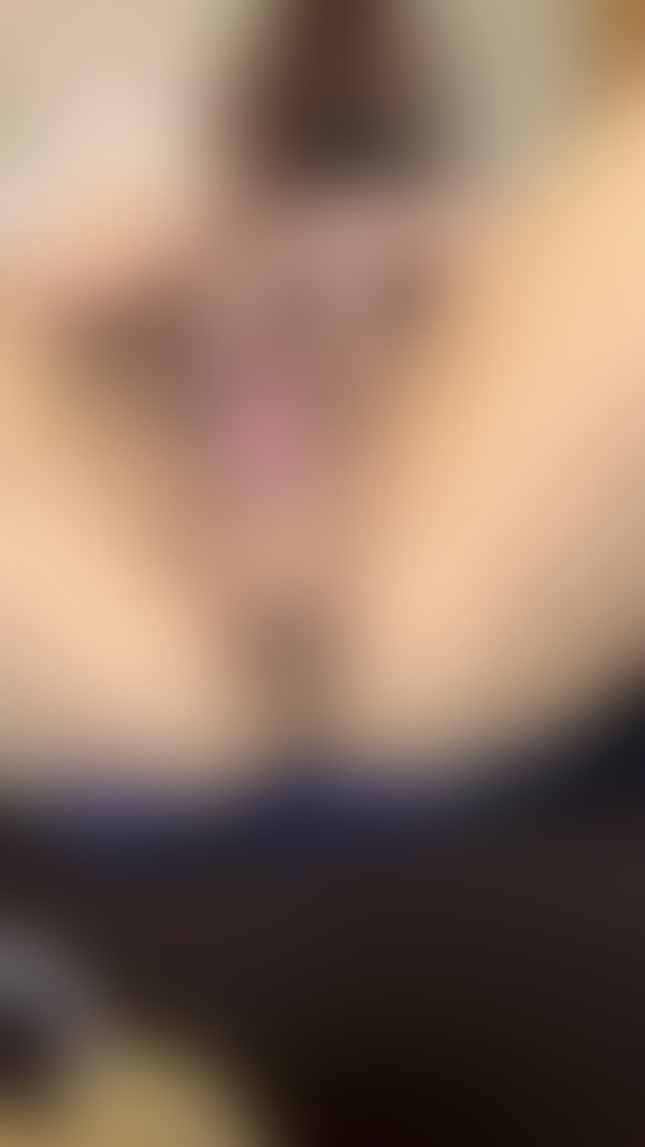 接写お〇んこ♡卵型おもちゃでおなにー実況♡
おもちゃを使ったお〇んこ接写オナニーです。 (2/2)