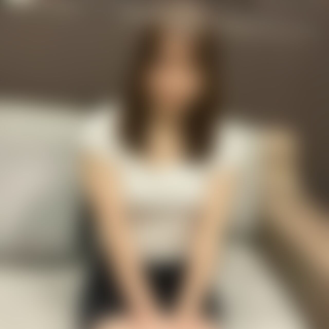 はるなちゃんの施術動画(21歳 / Dカップ / 女子大生)
横方向からの視点です。(2本目/全3視点中)
※別視点についても随時配信予定です。
<完全顔出し>
前回、手で最後までしてもらったはるなちゃんに口でしてくれないかとお願いしてみました。今後フリーのお客さんをつけるという条件でOKしてくれて加えてもらいます。じゅぼじゅぼと激しい口技に耐え切れなくなり、お口の中に大量に放出…。お口からこぼれおちる精子がエロすぎました。
---------------------------------------
こちらの配信はプレミアムプラン及び単品販売のみでご覧いただけます。
--------------------------------------- (2/2)