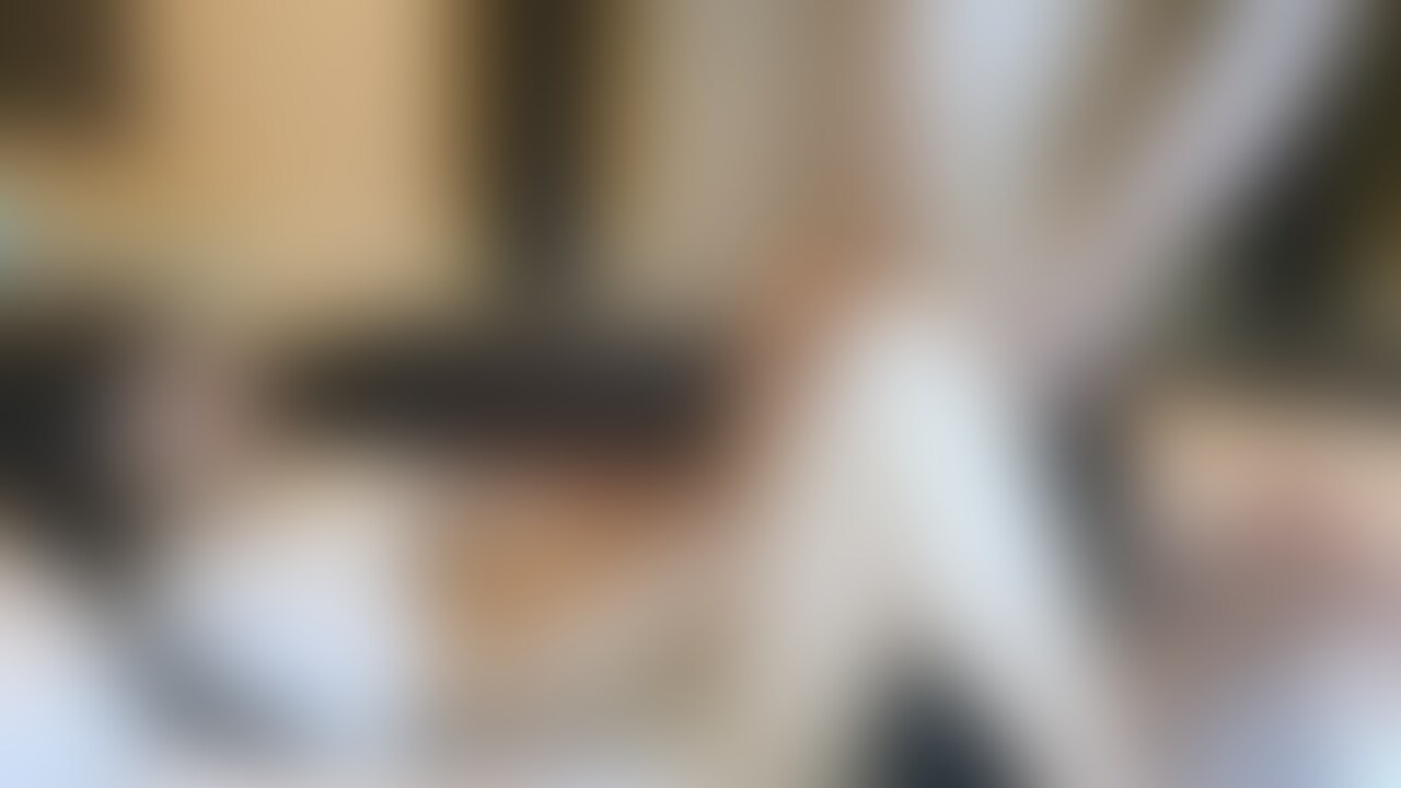 【正常位で突かれて喘ぎます🥺】(8分3秒)
いつも気持ちいいんですけど正常位はやっぱり声出ちゃいます(*μ_μ)
自分で見返しても恥ずかしいんですけどたくさん見てもらえると思うとそれだけで濡れちゃいます…💗 (2/2)