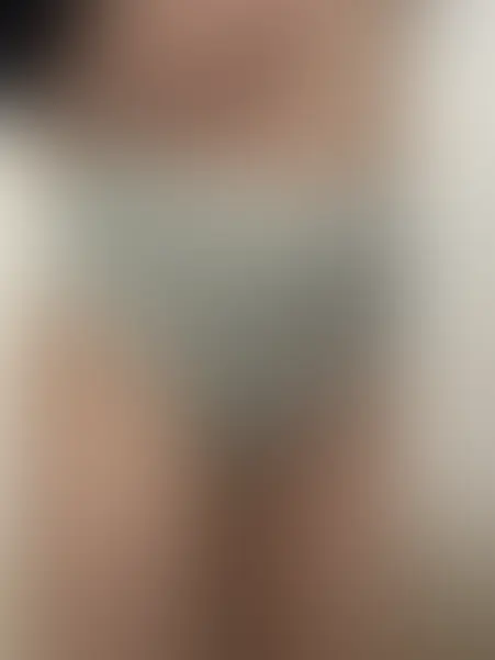ぽぽぽ🌼(🥰女子大生の下着姿🥰)「ぽぽぽの今日のパンツです🥰🥰 ミントグリーンのパンツです😅😅 クロッチ汚れはプラン加入で見れますよ🥰」の投稿サムネイル
