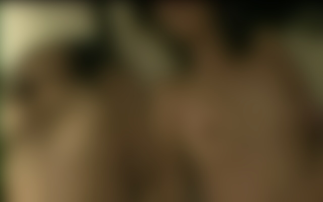 21歳の仲良し2人組とハーレムなエッチ。
一人は顔出し、もう一人は顔隠し。
2人とも性格も違うし、体つきも違うし、考え方も違うし、反応も違う。
実に面白い! (2/2)