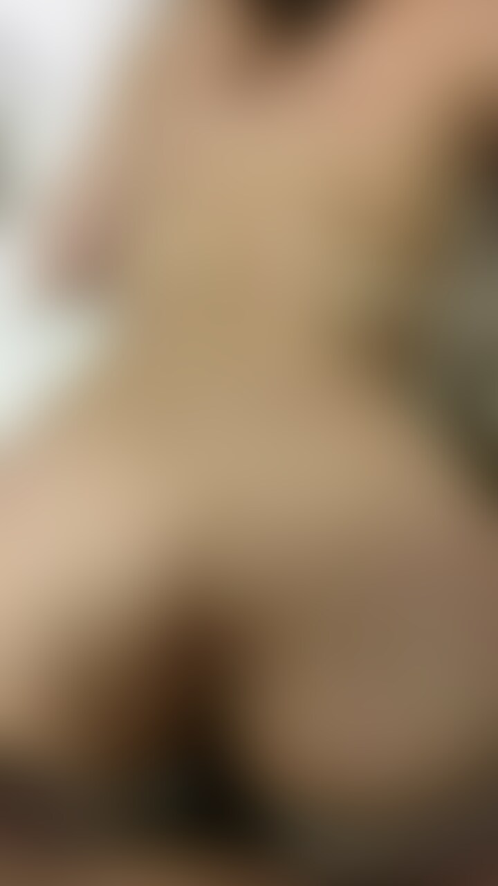 バックでご奉仕してもらうところ。最後は背中にぶっかけ。ほうしちゃん。 (2/2)