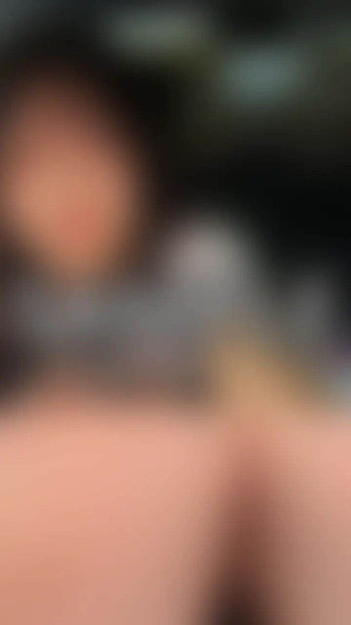 ねおますくちゃんです。こんにちは!
某SNSで実況配信したり凍結したりしてます!
だいぶ暑くなってきたのに間違えてエアコンなしで車中オナしました!
単純にムラムラして大きな声で下品なオナニーしたかったから撮ったやつです。
かなり大声で下品オナしてるので清楚系が好きな方には違うかも…。
がっつり奥までいれたのでめっちゃ気持ちよかった…
ネカフェとかだとあまり声だせないのでこういうのもたまにはやりたいです笑
再生時間:20:48 (最初の1分弱はサンプル動画となります)
録画形式:MP4 FHD
リクもいろいろもらえててうれしいです!まったくネタに困りません笑
SNSでもよいので書いていただけると参考になります。
更新はゆっくりですが色々やっていきたいです。
自分の姿でオナニーされるのが性癖なのでめちゃくちゃ使ってほしいです。
感想もらえたらすごい嬉しいです。これからもよろしくお願いします!
普通の人なので顔にモザイクが入ってます。ごめんなさい。。。 (2/2)
