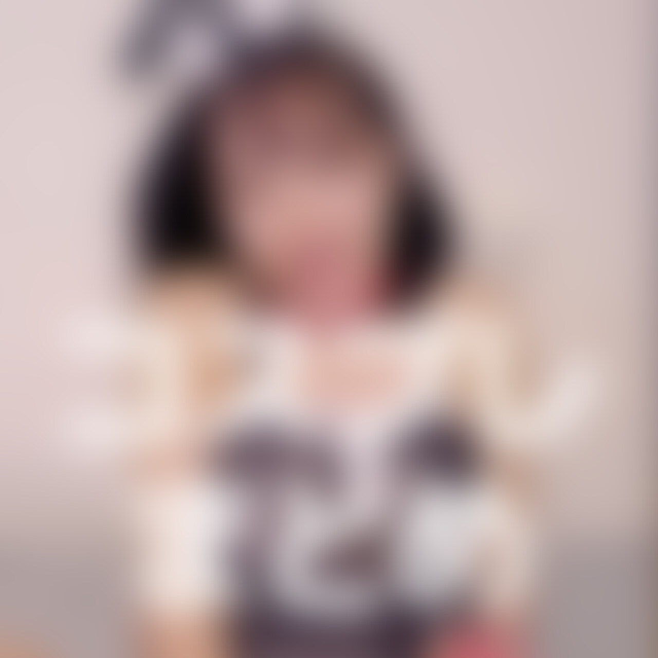 🍧コスプレまとめ🍧
====================
つむぎですっ(*´꒳`*)
右上の「いいね♡」押してから動画見てくれるとうれしいな💕

つむぎが投稿した動画の中で
コスプレしやえっちな下着でおなにーしちゃったやつ
まとめたよーっ🐰💕
投稿した時にはカットしちゃったところとかあるよん

どれが好き？？
わたしはえっちな網タイツかな🫣 (2/2)