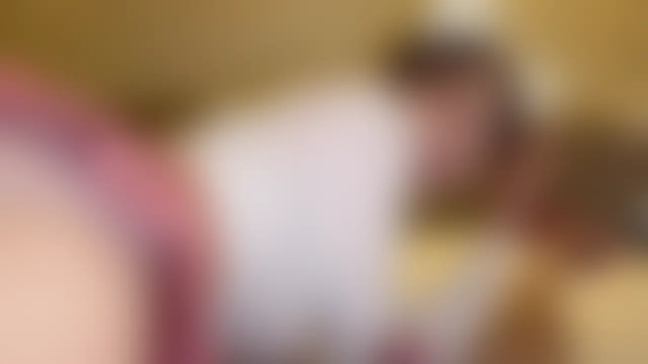 20万フォロワーのりおちゃんが巨尻を突き出しながらフェラチオしちゃう!
むちむちのお尻を見ながらしゃぶられるって
まさに神アングル!
ぜひごゆっくりお楽しみください! (2/2)
