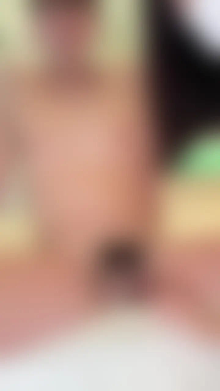こんな風にいやらしくしゃぶられたいと思ったら▶️のいいね、保存、コメントでアピールしてください🩷

マゾちんぽを濃厚なお口責め🩷
2発搾り出し🍼💦

近めの接写で撮ったので私にしゃぶられてる想像して扱いて欲しい🌸 (2/2)