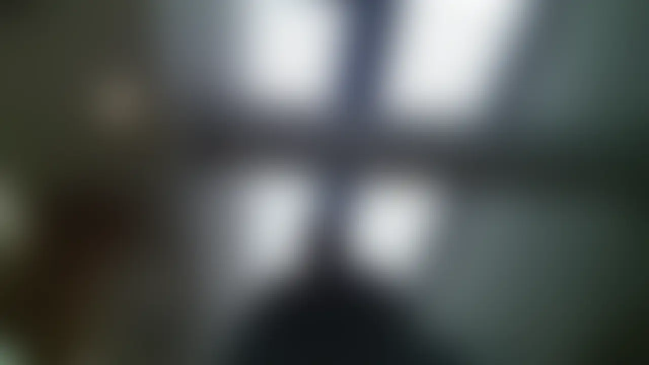 190人目(約14分55秒)
これはかなりしこれますよ
激ミニスカの赤いサテンパンツ!
周りの男たちにかなりカバンのカメラに視線があって怖かったけどずーーーっとスカートの中にカメラを入れることができ赤パンをゲットです!
これで4日間くらい発射しましたw (2/2)