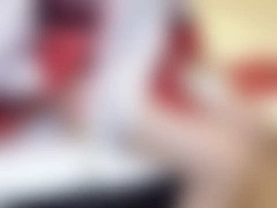 原● 八重神●のコスプレです🦊⛩️♡
全て手持ちカメラで撮影したので、
かなり臨場感のある映像に🔥
🍵 収録内容 🍵
動画30分04秒
🍵 お品書き 🍵
・衣装全体お披露目♡
足から頭まで全身なめるように見せつけ♡
・衣装ずらしておっぱい見せつけ♡
Hカップのデカパイ見て♡
・指で乳首オナニー♡
からのローター直当て効く♡
・パンツの上からローター当て♡
焦らされる感じがまたきもちよすぎて...♡
・乳首にクリップ装着♡痛いのにきもちい♡
・ピストンバイブ挿入でガチ泣き本気アクメ♡
バックから正面から突かれまくって、
ハメ潮止まんなくなってるのヤバい♡
あんまりハメ潮しないからレアです...♡
VIPプラン会員様は無料DLできます✨ (2/2)