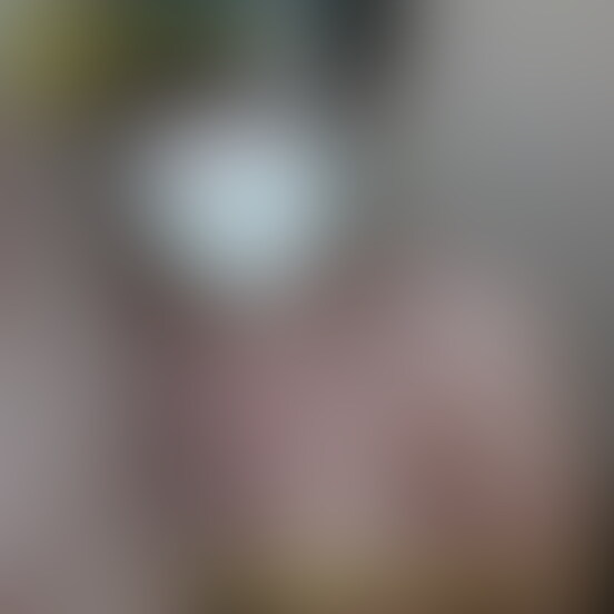 ●名門女学院大1年 Gカップ美咲ちゃん○○○生粋のお嬢様育ちなのにHに興味津々でAVデビューw
サンプル動画
https://myfans.jp/posts/a6330061-7911-471a-930c-0d4b1385a164
はい、どうも~
またとんでもない逸材をGETしてしまったkaito69です。
このコはちょっとホントにヤバイです。
存在が国宝級なんじゃないかと思うほどカワイイし身体が綺麗です^^
ルックス、声、スタイル、巨乳、色白な肌、髪も綺麗でどれも一級品。
乳首、乳輪、アソコもメラニン色素が無いんじゃないかと思うほど白っぽいピンク!
さらに身体中から良い香りを醸し出してましたw
出演していただいた経緯は、サンプル動画でも見れますが、お嬢様育ちで男性との接点があまりなかった為、経験を積んでおきたいという理由からだそうです('ω')
名前:美咲
年齢:18
身長:154cm
バスト:G~Hカップ
備考:大学生
プレイ内容は以下を参照してください。
・インタビュー
お嬢様育ちですねと言ったら、照れてました(笑)
・脱衣タイム
お嬢様の綺麗な柔肌があらわに。。。
・シャワータイム
ホテルのドアが勝手に閉まっちゃうタイプだったので、主観アングルのみになります。
・プレイスタート
巨乳大好きkaito69恒例のチチ揉みタイム^^
本人はGカップと言ってますが、Hカップまでありそうです!
ベロチューは長すぎてわらけてました(笑)
前戯でじっくり美マンを堪能。
ここまで綺麗な美マンはなかなかお目にかかれません(゜o゜)
とにかくピンクでビラビラもはみ出してないスジマン!パーフェクトでした^^
お返しとばかりにフェラも丁寧でめっちゃ頑張ってました^^
ゴム付けてくださいと言われたけど、今回も必殺ゴムアレルギーおじさんになって美咲ちゃんの超絶綺麗な美マンに生挿入(=゚ω゚)ノ
入り口も中も狭くてめっちゃ締まるうえに、吸われてるような感覚に!
これはちょっと過去にも記憶にないくらいの名器と言わざる負えないです!
またまたベロチューからの脇ナメ!
美咲ちゃんめっちゃ恥ずかしがってましたw
おっさんこういうリアクション大好物です^^
正常位で1発目の中出しきめて、動揺してる美咲ちゃんを尻目にすぐさま再挿入w
バックではチチがぷるんぷるん暴れます!
お次は立ちバックでガン突き!(゚Д゚)ノ
最後はお馴染みの騎乗位でフィニッシュ!
・おまけのフェラ抜き
国宝級の美咲ちゃんのお口に大量のザー汁発射!
次回は美咲ちゃんのアイマスク&リード付きプレイ予定です^^
BGM:かずち
※この作品はオリジナル作品として販売することを目的として製作しています。
※作品はオリジナル作品であり第三者に提供、販売等の行為を行うことはいかなる場合も禁止します。
※無断販売・無断転用をした場合は法的処置をとらせていただき、損害賠償請求を致します。 (2/2)