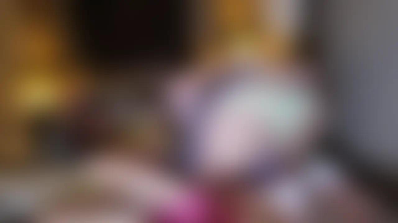 ふたりの百合イチャつきがさらに過激になります。
自分のおならの音を録音して聞かせ合う羞恥プレイをしてしまう2人が本当にかわいいです (2/2)