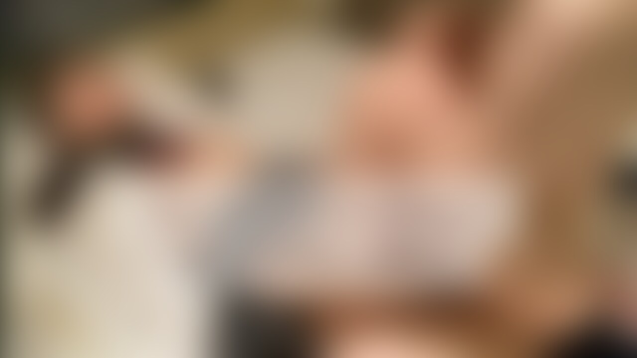 知らない男の生ちんぽで○○○アクメしちゃうマゾガキさらちゃん、本当にどうしようもない変態ですね(笑)
○○○されたり口に手を突っ込まれて○○○起こされて、また膣奥をちんぽで抉られて○○○イキして、何度も繰り返したら脳みそが溶けるくらいの快楽でおかしくなっていっちゃうんでしょうね🙃
ラストは○○○した○○○まんこにたっぷり精液を注いでフィニッシュです。途中で生ハメの事実に気付いて抵抗しようとしますが、また生ちんぽでイカされて○○○しちゃったのでもう文句は言えないですね。たっぷりと溜め込んだ精液を無責任中出しさせて貰いました😌
さらちゃんが起きた後、ちゃんと自分から懇願してる証拠動画を見せ付けながら何回もイカせて、脳みそに生ハメ中出しされた事実とその快感をしっかり自覚させておきました。お陰でさらちゃんはその後も毎回生ハメ中出しに応じる変態になってくれました🥰
この時は彼氏と別れさせてやろうかなと考えていましたが、今は彼氏とは付き合い続けながら、その裏で私に開発されて狂わされる、という状況を楽しませてもらおうと思います。いつバレるのか楽しみですね🙃
さらちゃんはこの後も何回も○○○されに来ています。↓にその時の動画も晒していますので、そちらも楽しんでいただけると幸いです🥰
○○○動画② さらちゃんに学校サボらせて平日昼間からたっぷり○○○した際の○○○動画
https://myfans.jp/posts/884fb085-9f45-4022-a2c0-9366d4bdd8cd
○○○動画③ クリスマス直後にさらちゃんを呼び出して寝取り上書きセックスをした際の○○○動画
https://myfans.jp/posts/adc487cb-3d8d-4153-9b3d-26ba09bd6693 (2/2)