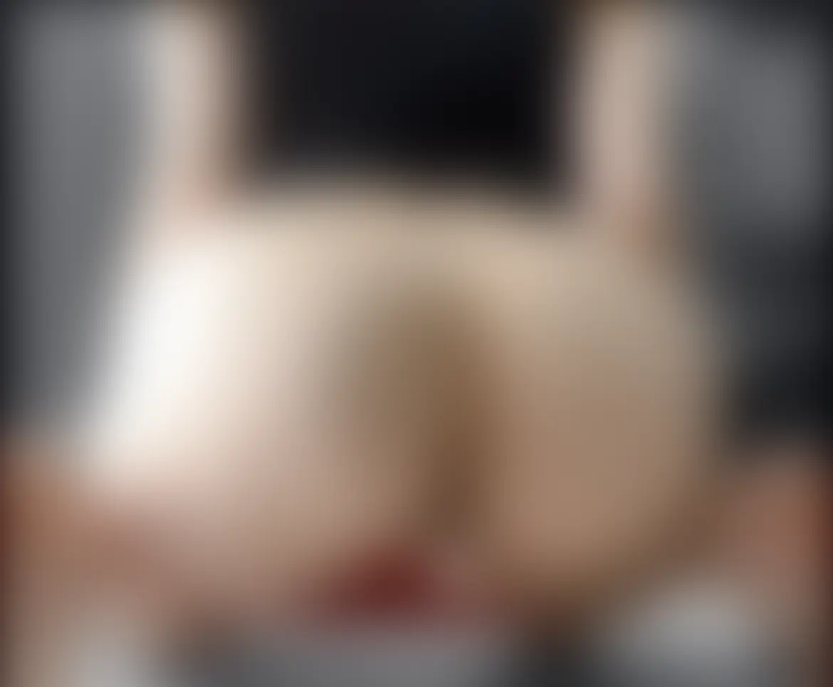 人妻せいな🍼母乳「【お尻フェチさん必見🍑】 仕事から帰ってきてムラムラしてても 1人じゃないからすぐオナニー出来ないし、声も出せないし、じゃあどうする？？ってなったらカメラに向か」の投稿サムネイル