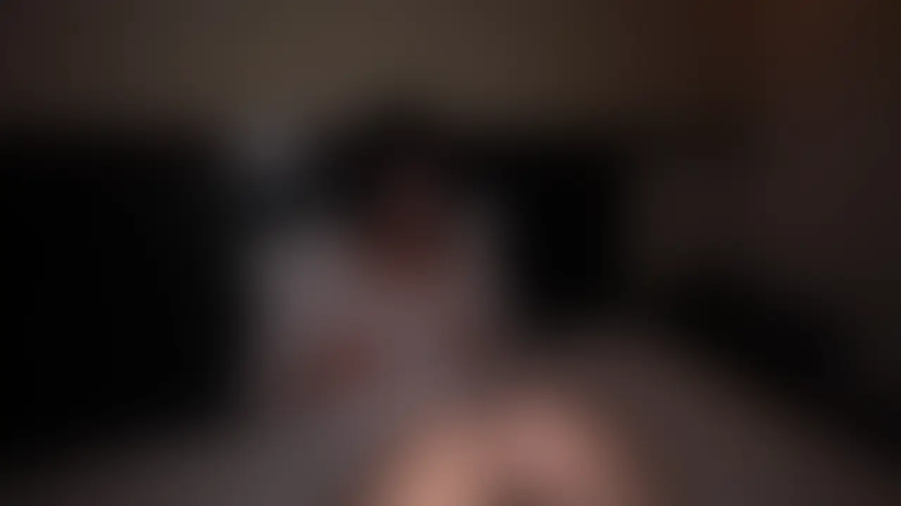 【相互オナニー】みらいと一緒にオナニーしよ? お互い見つめ合って限界イキ❤️【No.21】
お気に入りのおもちゃで
まったりオナニーしてたんだけど……
(おっぱいドアップです///)
みらいのこと見ておちんちん立っちゃったでしょ?
「だったら…一緒にオナニーしよ?」
おちんちんシコシコしてるとこ見てたら、
もっと興奮してきちゃった///
みらいと一緒に気持ちよくなってくれたら嬉しいです🤲
※定価:¥1,980
※完全顔出しです (2/2)