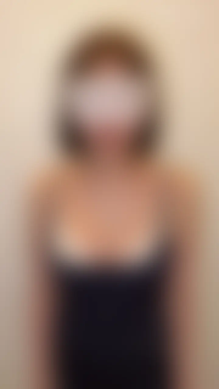【フェラ大好き彼女　何度も絶頂イキすぎ、ドア拘束調教】
他人棒大好きな彼女をドア拘束でわからせました。
何度もイっていて本当にえっちです…

 ※本編は目元隠しのみです。
 
 プラン加入者様の参加をお待ちしております。
 ※加入＝必ず会えるというわけではありません。顔合わせなど段階を踏んで、お互いに安心できてからの撮影になります。
 
 単品販売　¥2,980
 完全見放題プラン、プレミアムプランで視聴可能です。 (2/2)