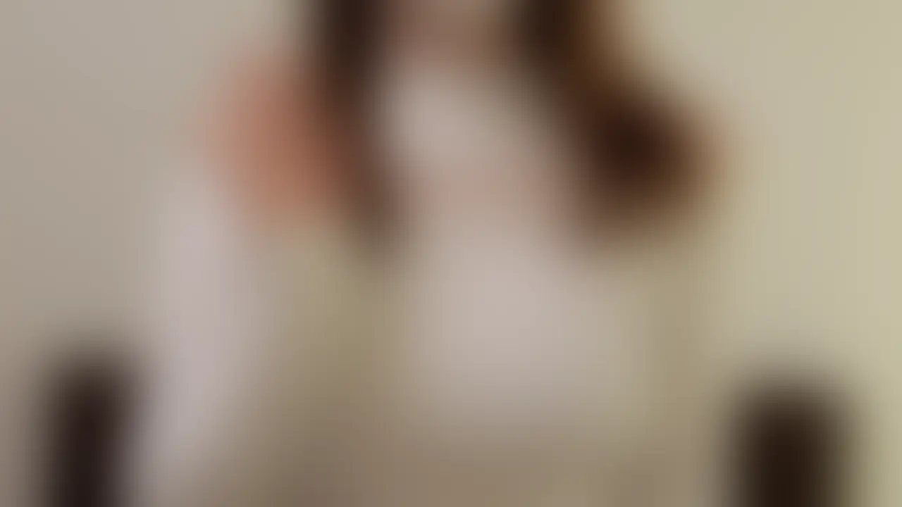 【✨GW特別動画🎥/🎖️過去最高新記録🎖️✨】直径2㎝⁉️『超・特大乳極太首公開。』乳輪丸ごと”爆烈吸引”で感度桁違い⚠️ガニ股腰ヘコ絶頂で大量潮爆破💣💥
GW特別動画公開🎖️過去最高新記録🎖️
3倍に肥大化した『超・特大極太乳首』
乳輪サイズのガラス吸引器を
乳首にハメてスイッチをオンにすると
機械音と共に爆裂吸引💥
ガラスの中があっという間に真空状態
吸われた乳首でバンッパン…
乳輪と乳首の境界が分からない程膨張して
【太さは過去最大の2㎝にまで肥大化】
こんなに太くて大きい乳首は初めて…。
今にもはち切れそうな
極太でカチカチに硬くなった乳首を
親指と人差し指で挟んで
前後にシコシコ擦り続けると
感度が桁違い。
脳の奥でパチンと何かが弾けて
視界がチカチカするくらいの快感…
突然割れた水風船みたいに
お潮がドバッと溢れて飛び散って
ガニ股で腰をヘコヘコさせながら
イキ狂っちゃいました💦
※GW終了後、動画非公開にする可能性があります。
早めのご視聴お願いします🙏 (2/2)