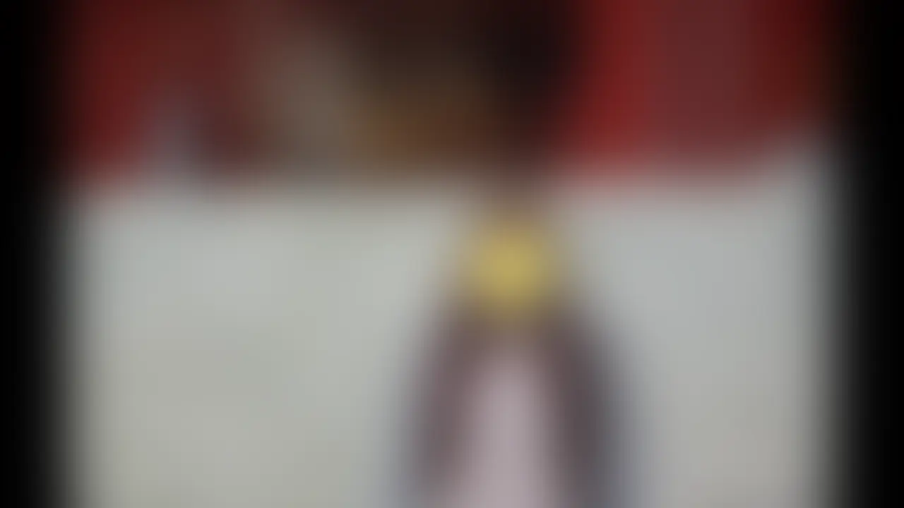 口枷と鼻フックしながらオナニー (2/2)
