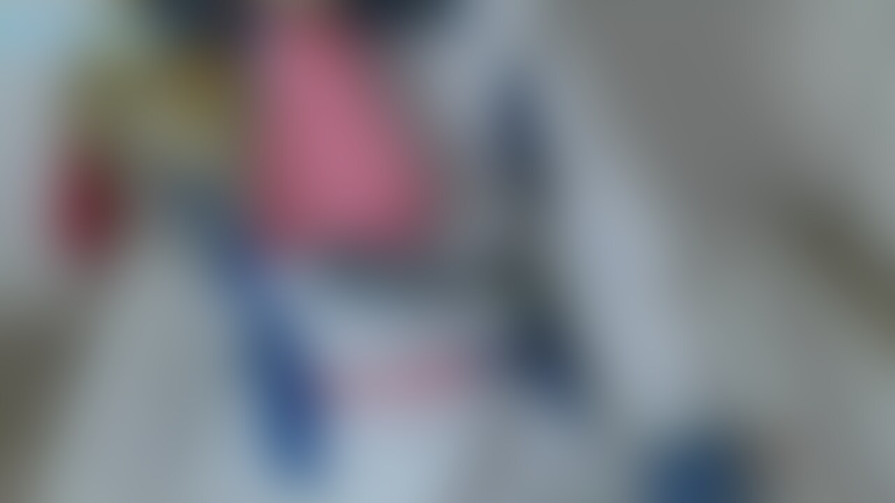 コスパコ撮影会~はちみーていおー勝負服~
こちゅぷれせっくす
約20分
騎乗位で負けて中だしさせられました… (2/2)