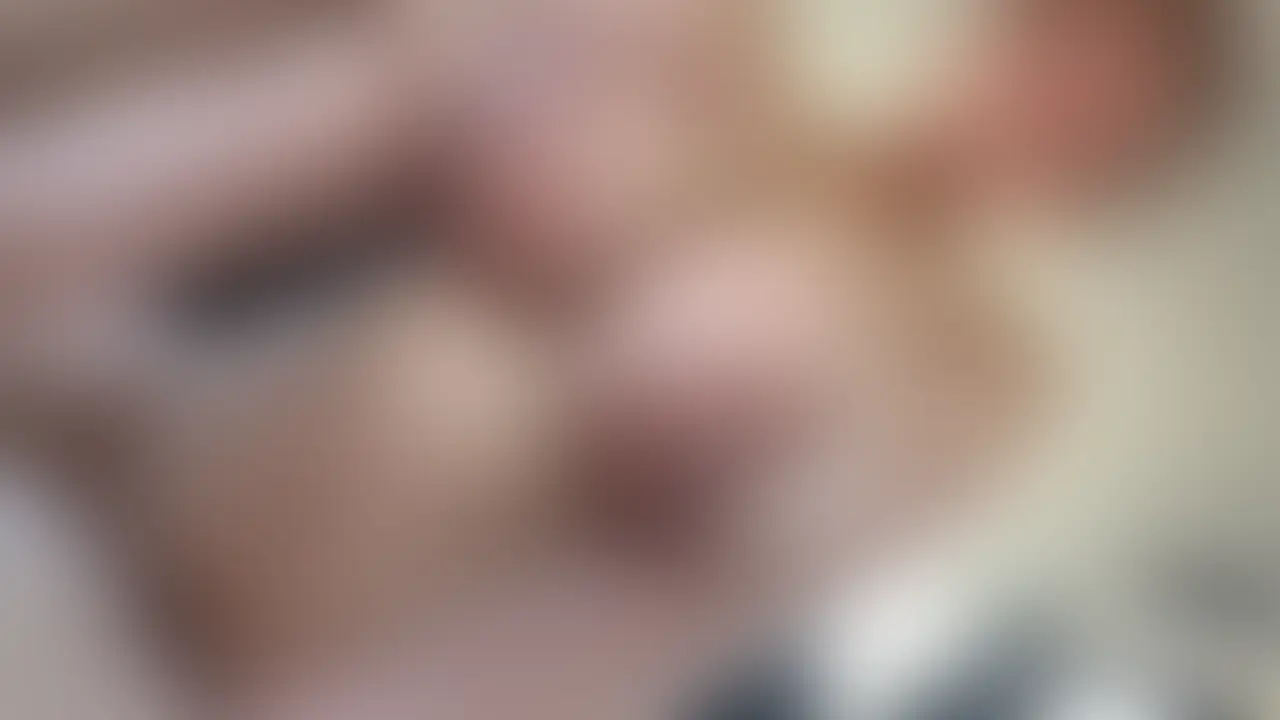 Mcup以上まで発育してしまった両乳合わせて6k越えの女子大生と車内密会した時の一部始終です
服の上からでもわかる大きさってなかなかいないんですが、、、
彼女の場合は待ち合わせしてるところを遠くから見てもわかる大きさでした
L◯Kの時はすごく胸が大きいのがコンプレックスだったそうです
ここまで大きいと肩こりもやばいらしい
乳輪も期待値を超えるほどの大きさで相当エロい乳してます
ハリのある胸で感度も高め
ドライブしながら色々お話しして全裸で玩具調教後にフェラ、パイズリさせて生中出しでぐちゃぐちゃにしてあげてきたときのものです
注)
場所の特定や個人を特定する行為などはおやめ下さい。
見つけ次第非公開にします。
この動画はthe bestプランのみでの配信です。
単品購入の方は非公開後も閲覧可能です。
<期間限定割引>
10000円→5000円
※一定数販売後値上げしますのでご了承くださいませ。 (2/2)