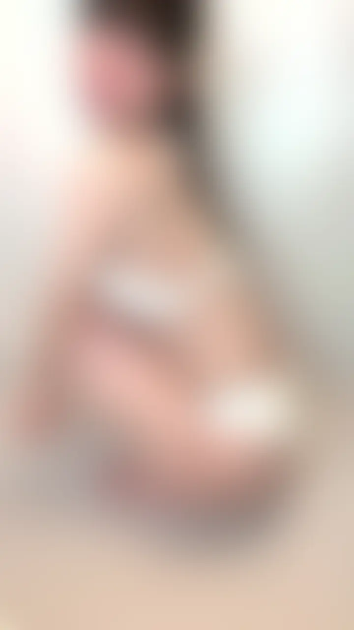 唾液ローションでぐちゅぐちゅおなさぽ💕
今日はリクエストいただいてた
おなさぽ✨🔞の
手でぬきぬき💕
おくちでご奉仕💕
ぱいずり❤️
おくちご奉仕に興奮しちゃって
アソコさわさわしちゃいました💕 (2/2)