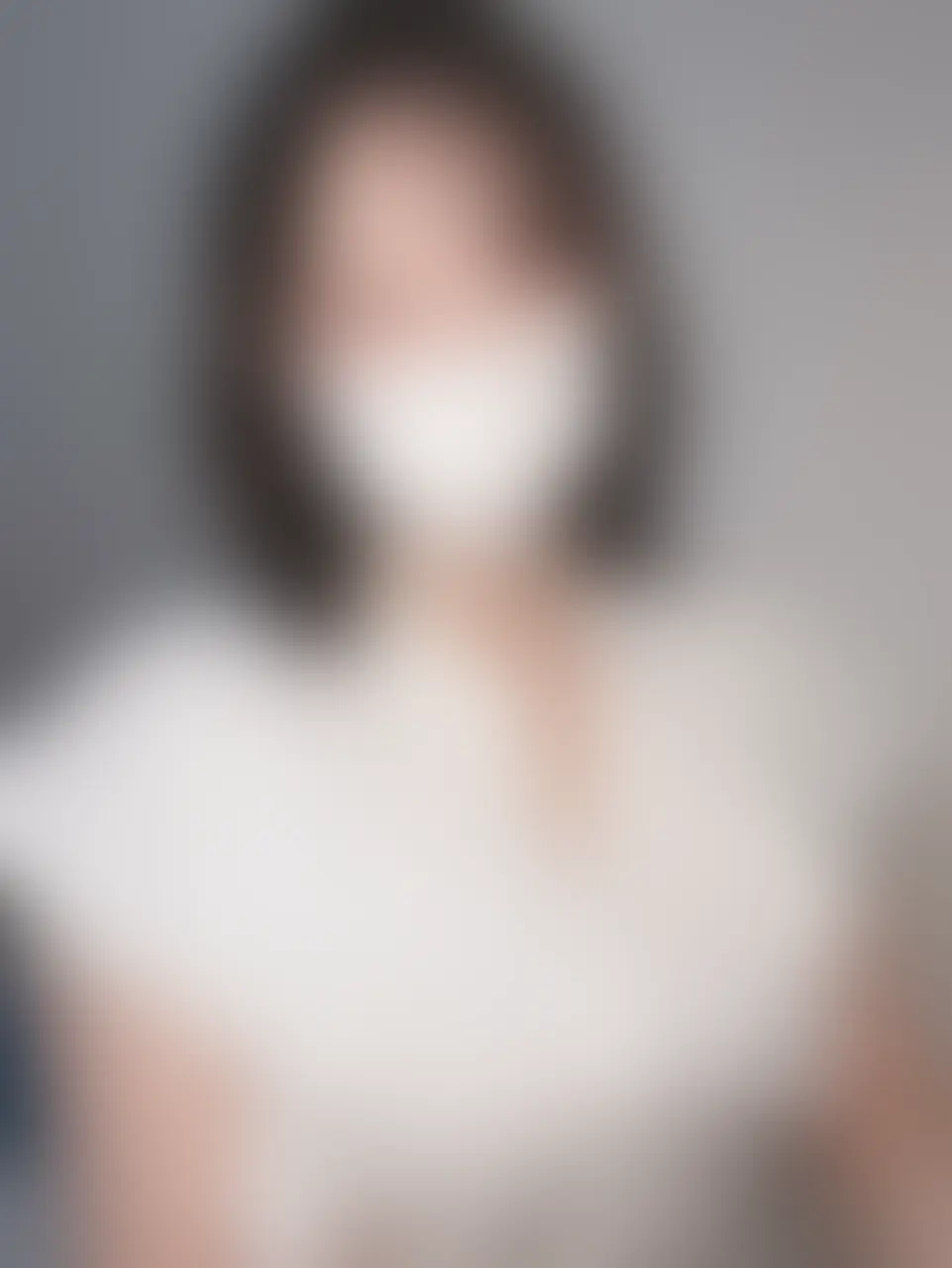 成瀬ゆい「今週は私がリアルにお家に帰って着替えたり、まったりだらだらしている様子の写真を投稿しようかなと思っています。」の投稿サムネイル