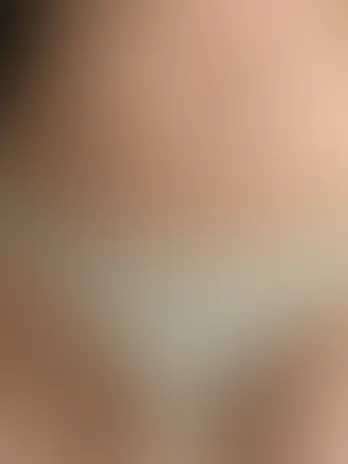 ぽぽぽ🌼(🥰女子大生の下着姿🥰)「ぽぽぽの今日のパンツです🥰🥰 薄いグリーンのパンツです😅😅 クロッチ汚れはプラン加入で見れますよ🥰」の投稿サムネイル