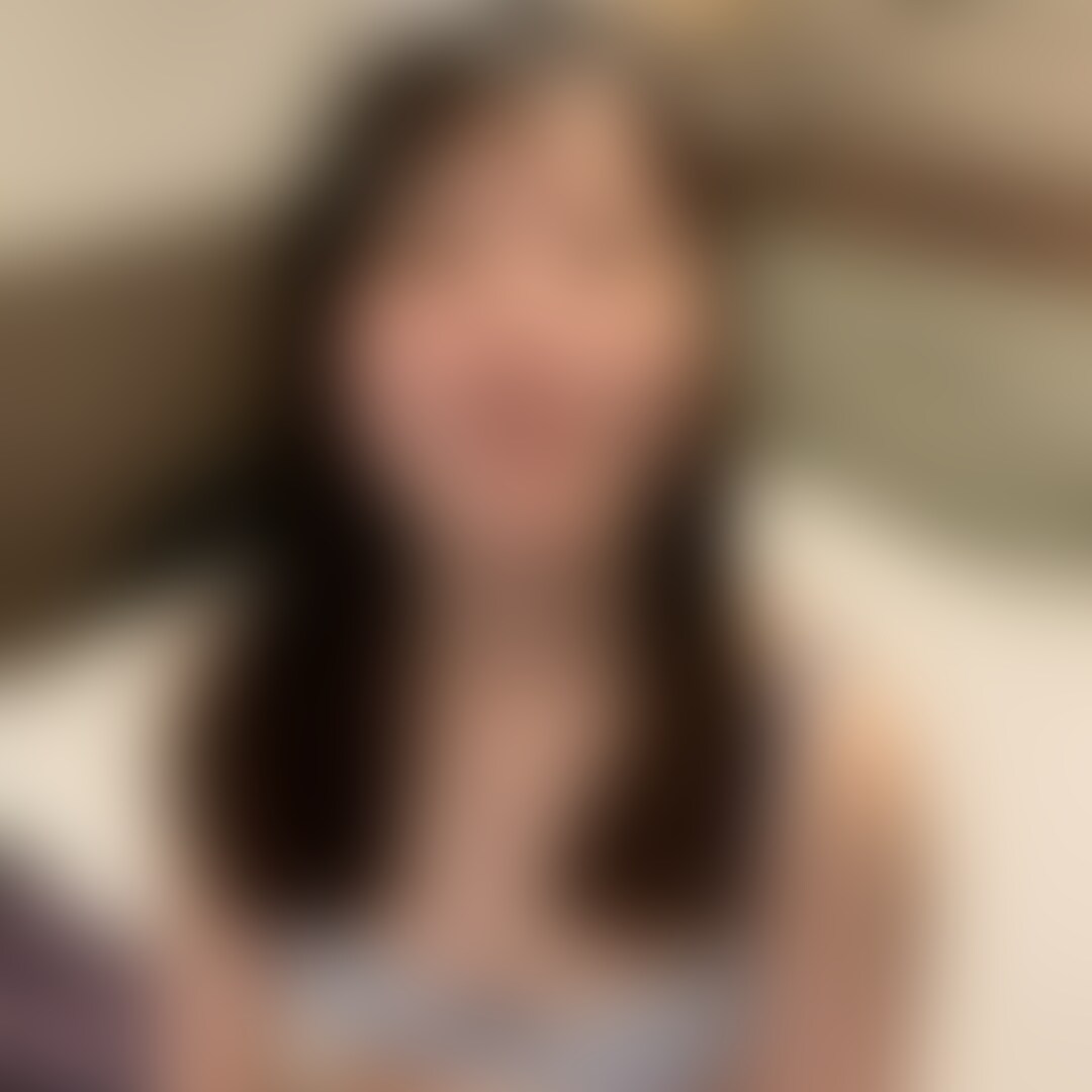 Page50:プレミア動画
フェラチオ前のおしゃべり、キス動画です
この動画に映る無邪気で明るい彼女を
見た後で本編のイラマ地獄で悶絶しまくる
様子を見るとより興奮すると思います。。 (2/2)