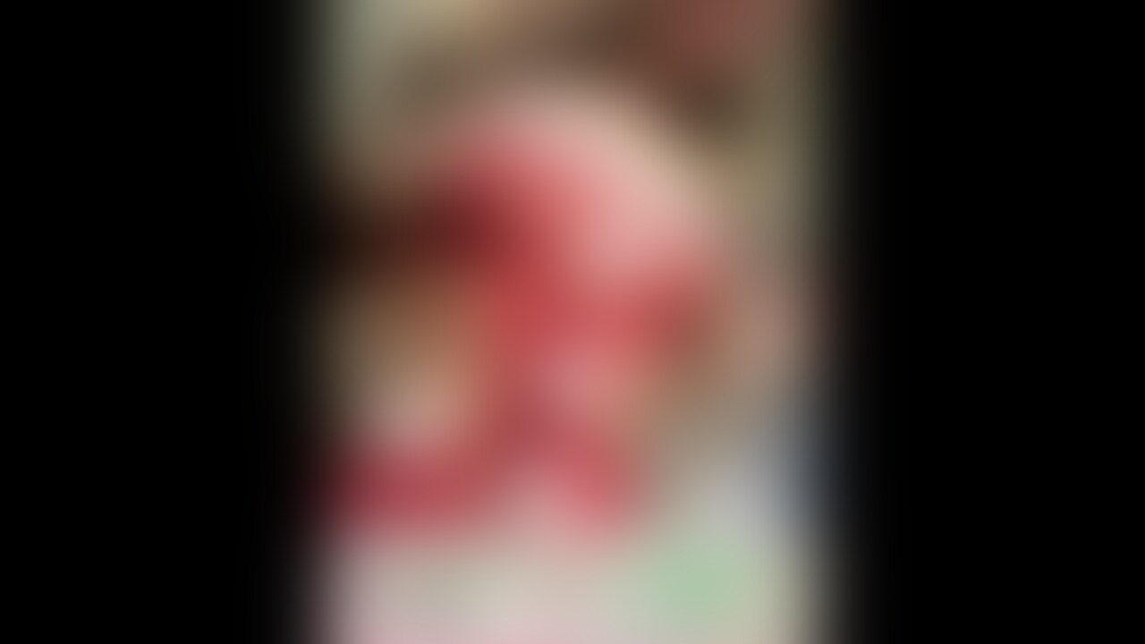 ギャルのクリスマスコスプレからのデンマ・フアッキングマシン・マシンガンでのアナル責め・デンマでの潮吹き・フェラ動画です。SM好きな方是非ご覧ください。 (2/2)