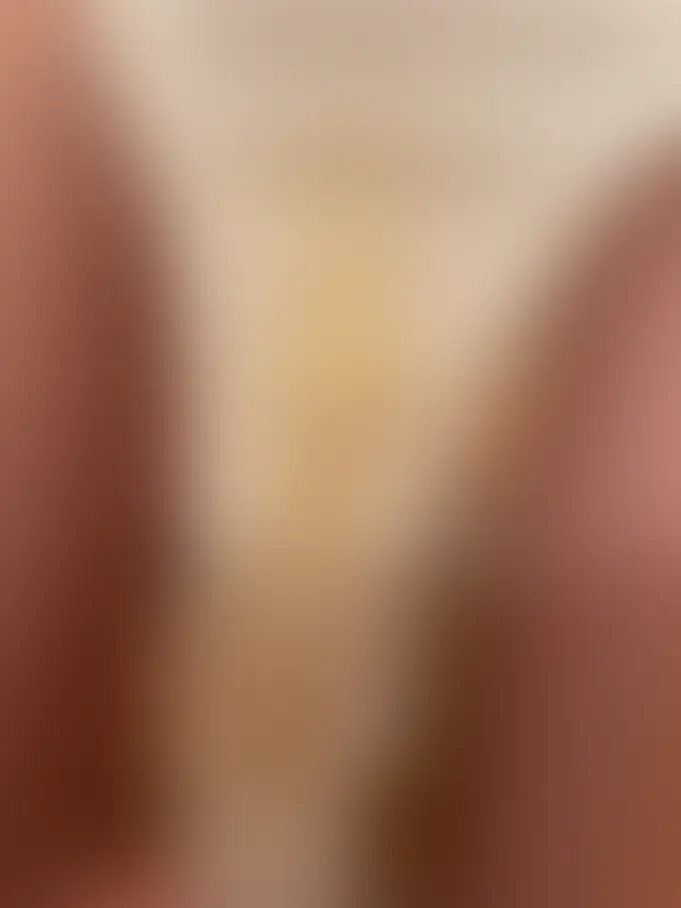 るる👙(🥼看護師目指す女子大生💉)「今日のルルの脱ぎたてヌレヌレパンツ🥰」の投稿サムネイル