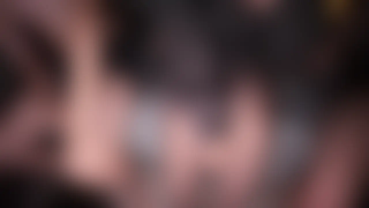 ✨‼️顔出し‼️✨みんな大好き爆乳っ子かすみんに3連続無責任中出し🥺🥺🥺
✨‼️中出し専用爆乳オナホと深夜の大乱交ぱーり‼️✨
みんな大好きかすみんにメイドコスプレさせて思い存分犯しまくったやつです🥺🥺🥺
3本のデカチンにひたすらバチボコに廻され爆イキ秒潮吹きたいむをかましまくってしまう雑魚雑魚メイドさんにはお仕置きの3連続無責任中出しの孕ませせっくす✊‼️✨ (2/2)