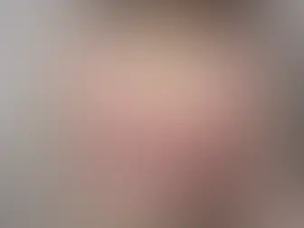 ヒナ🐥(パイパン女子大生のおしっこ🐤)「今日のヒナの下着🥰」の投稿サムネイル