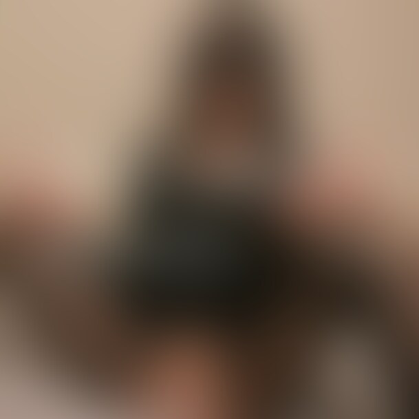 ‼️期間限定、1コイン500円セール中‼️
友達?と呑んで○○○って帰ってきた彼女に、穴つき全身タイツ履かせて電マ責め&チン媚びダンスさせました。
ちんちんねだらせたら淫語スイッチ入ったみたいで、おまんこ気持ちいい連呼しながらイってました🥴
こんなに淫語連呼してるの初めてかも。
淫語連発するしまんこ熱いしで、最後は撮影忘れて普通に中出しちゃいました。
穴良すぎる💦
僕がイった後、彼女もすでに何回もイってたんですが、まだイキたりなかったみたいで、撮影忘れて自分で電マ当ててましたww
そのポーズも卑猥すぎて、控えめに言って最高です。
このタイツにノーパンミニスカで出かけたいなぁ。
それかラウンジ出勤してほしいw (2/2)