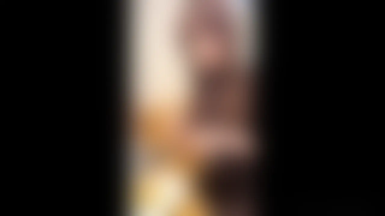 【完全顔出し】性欲強いどエロい六本木キャバ嬢とエンドレス中出し密会
美人でスタイル良い六本木キャバ嬢と一晩中エンドレス中出し交尾しまくりました。
性欲が鬼強くて自分で「普通の女の人ではない」と言っちゃうほどのどエロい”性に貪欲な変態女”。
卑猥な舌使いと腰使い。
肉棒を握ったら離さない手と口、新体操で鍛えられたキツキツ名器。
賢者タイムなんて言葉がこの世から無くなるほどのバチバチのエンドレス交尾。
六本木の煌びやかな街できっと彼女は今日も妄想で濡らしていることでしょう。
彼女と経験した生々しいどエロい密会映像をどうぞ。 (2/2)