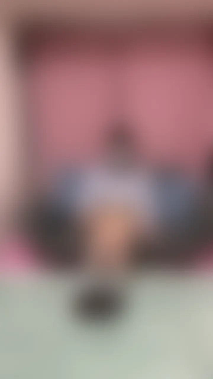 【あず23歳】本編　Wフェラ
幼顔なあずちゃんに無理やりWフェラ、嫌がる姿も興奮します (2/2)