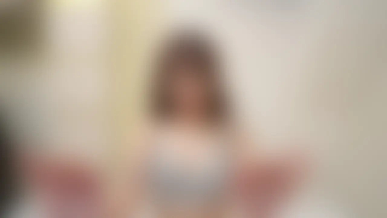 【舌フェチ唾フェチ】唾液まみれにしてあげる💋顔舐め×キス×唾液責め【vol.135】

アクリル板ですっ♡
これで何すると思う？

アンの唾液でダラダラべちょべちょにしてあげる💋
顔舐め、キス、色んな想像しながらいっぱいシコってね

前回のアクリル板ベロチューよりも
さらにエロ〜くなってます‼︎‼︎

唾液、唇、舌、べちょべちょ好きさんは
絶対後悔させませんっ🔥

＊定価¥980 (2/2)