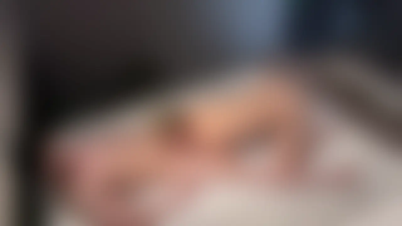 タイ人の筋肉質イケメンの巨根をペロペロ舐め回したご褒美にアナルを生挿入ガン掘り中出ししてくれた💦 sample 1