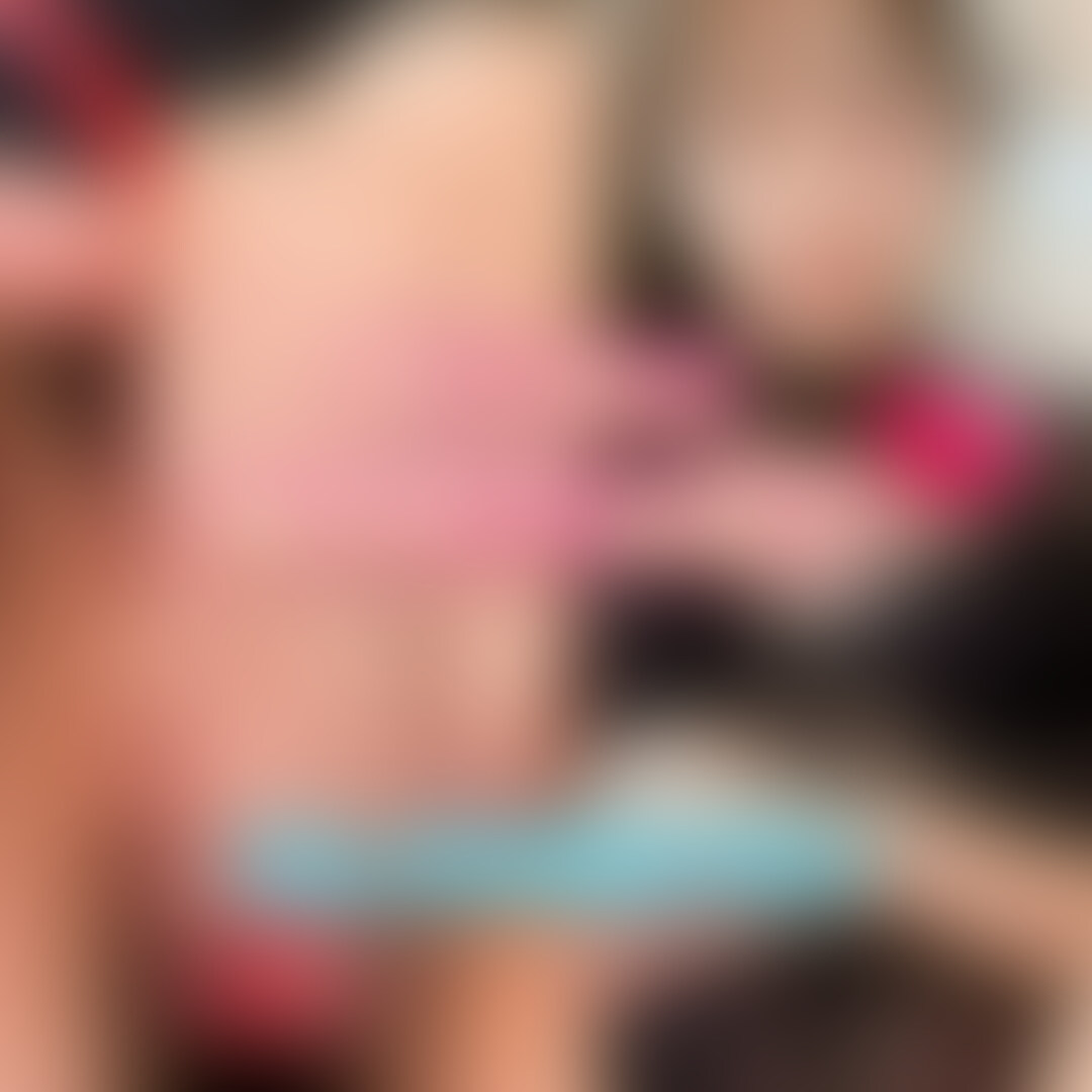 新しいおもちゃ使って見ました🥰
アソコを吸われてる気分で興奮しちゃいました🫣
これ見てみんなは吸ってる気分になってね💖 (2/2)