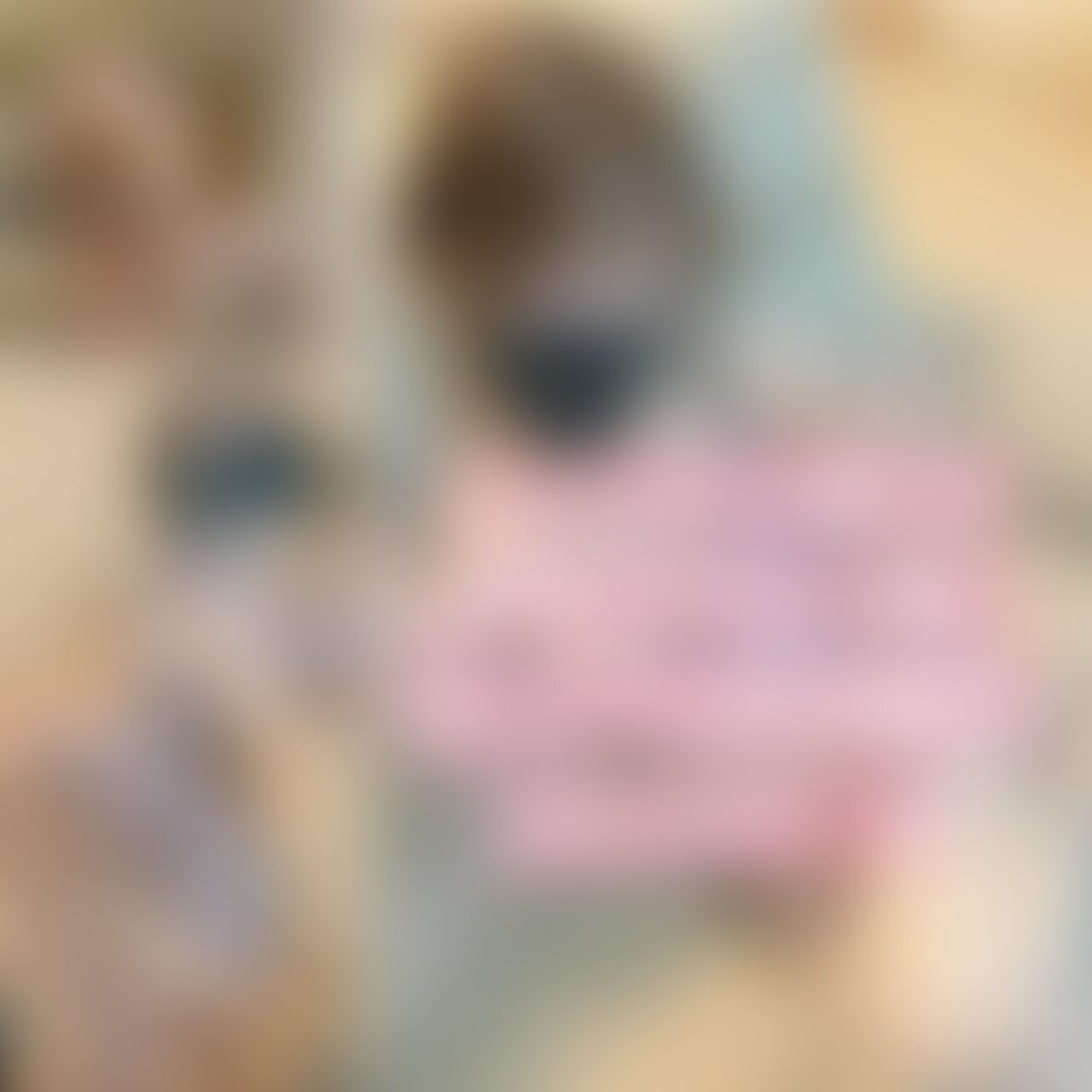 こんばんは♡
皆さんはキャバクラ行きますか?😗
私の彼が8月に週3くらいのペースで
キャバクラ行ってて⋯いや、まぁ付き合い等で行くのは
理解してるつもりなのですがさすがにね笑
myfansも有料会員様や購入してくれる人が増えて
えっち撮らなきゃ💪って頑張ろうとしてるけど
私も平日朝から仕事だから早くえっちしてなるべく早く
寝たいのもありキャバ通いで帰り遅いと困るから
お○○○の力を借りて怒りました笑
そしてキャバ嬢の彼女がこんなにえろいってことを
ソファーで学ばせました🫶笑
途中まで背中にゴムの袋ついてたの笑う🤣笑
別アングルVer.はこちら❤️↓↓↓
https://myfans.jp/posts/04b2fe0d-095b-45ef-a31c-f266120d9a00 (2/2)
