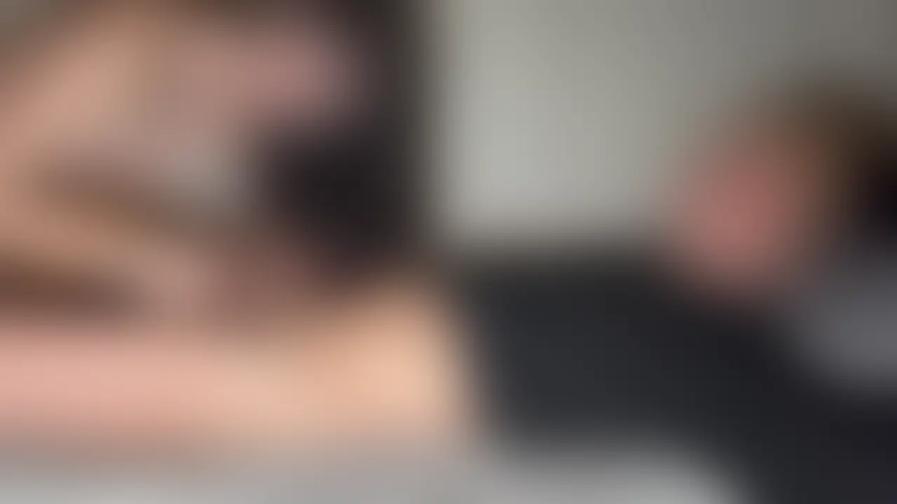 *サンプル動画のみ全体モザイク🌫️
🎥【パート②ちんぽあなるを舐められ、指も挿れられました】
ちんぽとあなるの同時攻めは反則。
暴発寸前…。
ど変態な美女。
えろすぎっっっ⚠️ (2/2)