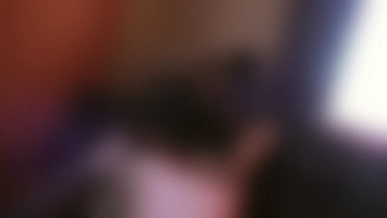 【レスで溜まりに溜まった性欲を他人チ●ポで開放するド変態人妻!
大きめな乳首を尖らせ豊満な乳を揺らし、子宮の奥の奥まで貫く激しいピストンでイキ狂う!】(53:32)
■お名前
Nさん
■年齢
40歳
■結婚歴
5年
■家族構成
旦那・本人・長男
■夫への不満
・1年セックスレス。
・女として見られていない気がする。
・期待 → 諦め → 無関心の順で感情が死んだ。
■俺様のレポート
奥さんの中、すげ~温かかった。
(小声)…また抱かれたくなったら電話してねw
※本編15秒~完全顔出し (2/2)